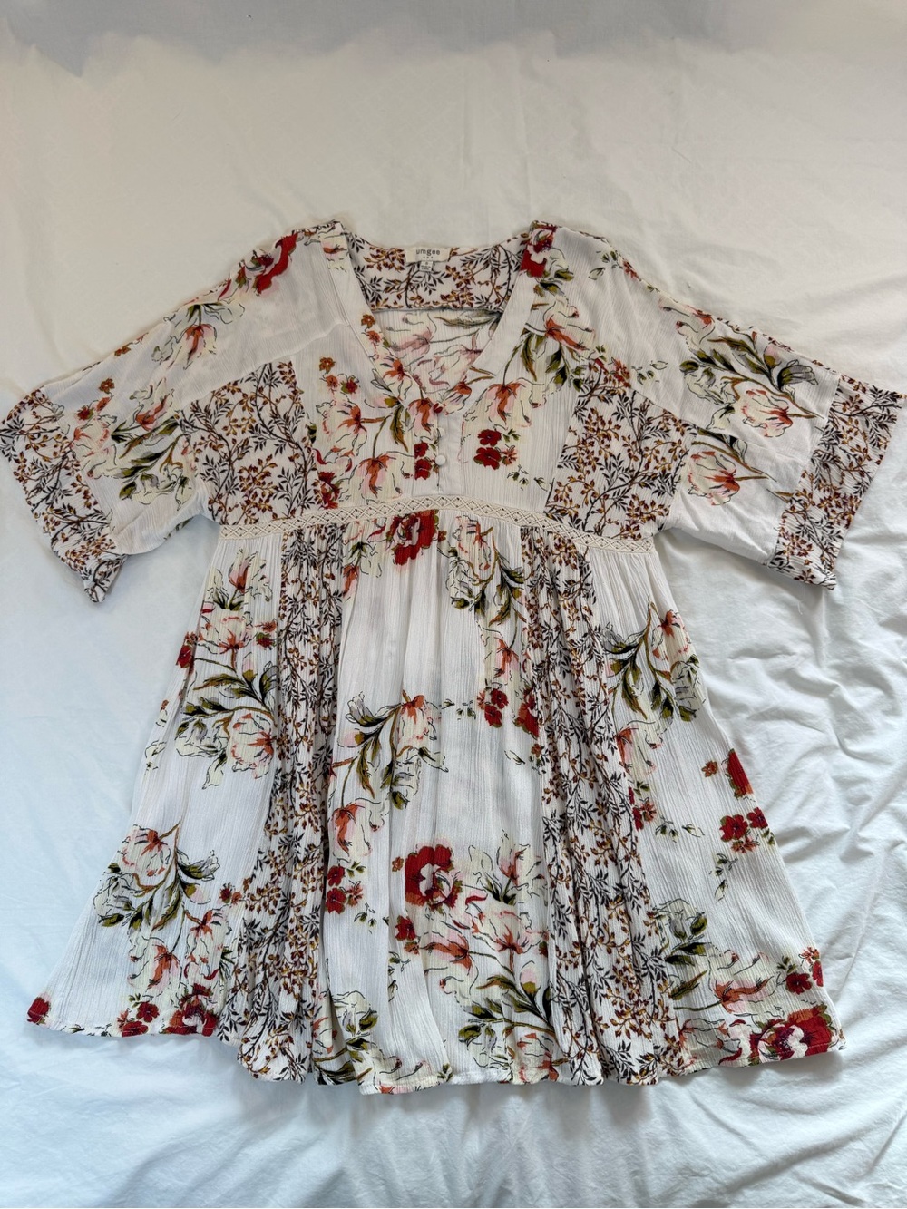 Women’s Ivory and Red Floral Smocked Dress